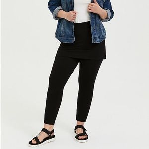 Skirt-waisted premium leggings